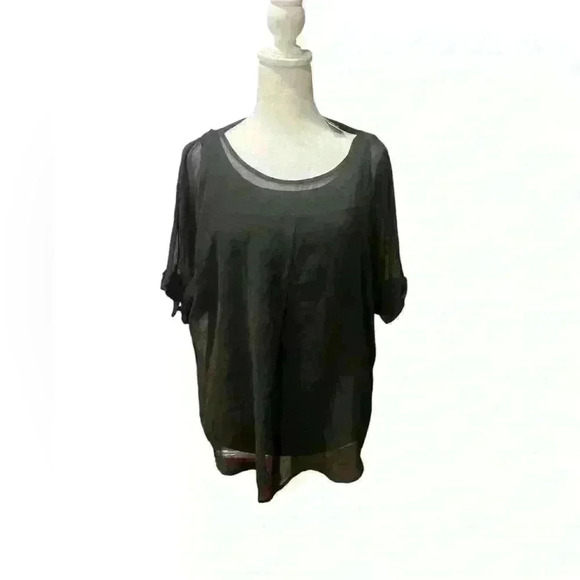 Women’s Worthington Black shirt Blouse with Design on the Back - Picture 1 of 3